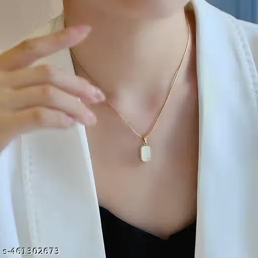 22K Gold Plated Minimal Pendant Necklace