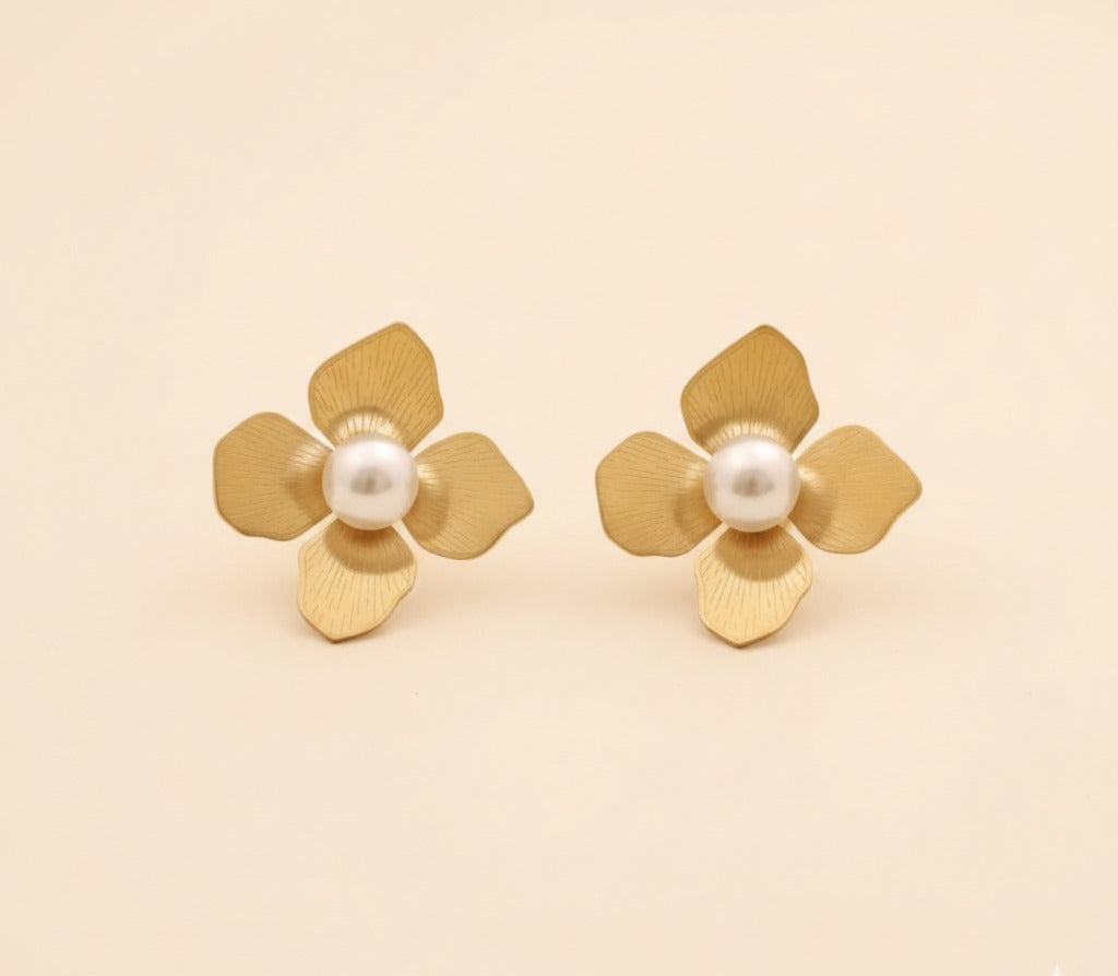 22K Gold Plated Pearl Floral Stud Earrings